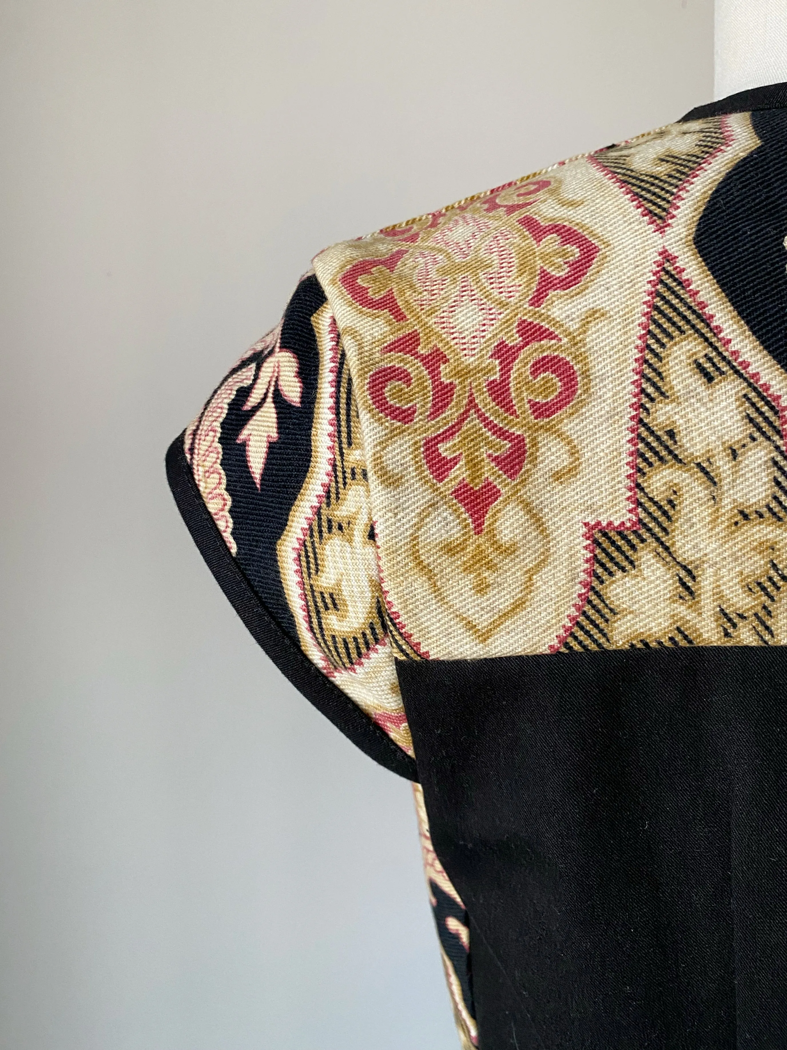 19th century medallion print patched lillian dress s,m