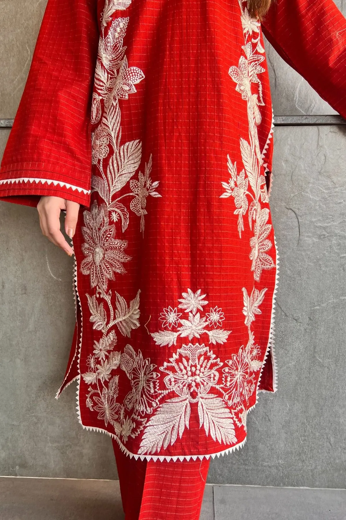 2pc embroidered suit (RCE04)