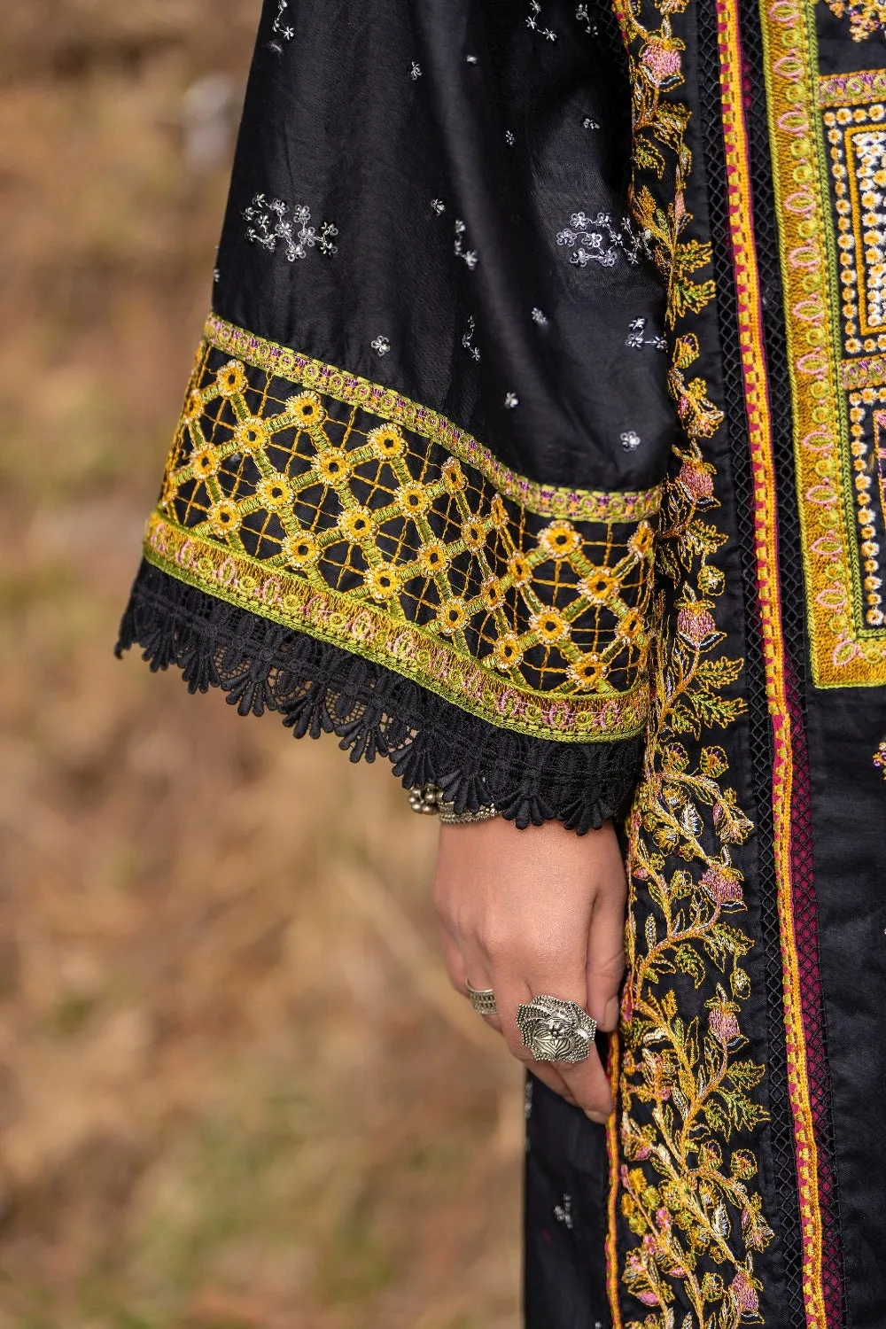 3PC Unstitched | Embroidered Lawn Suit | Organza Dupatta
