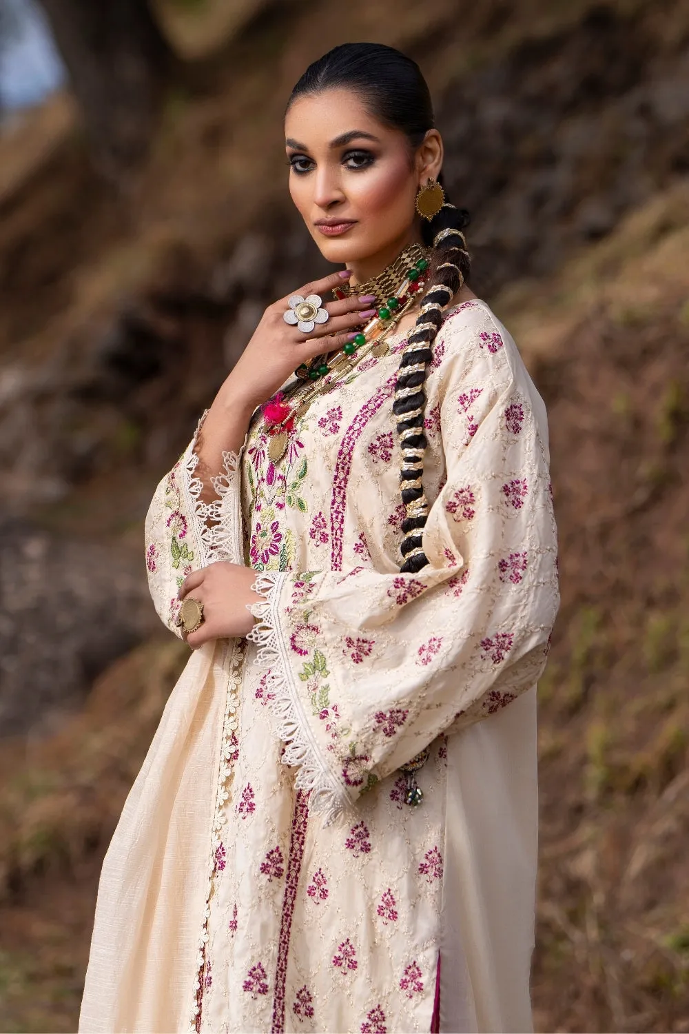 3PC Unstitched | Embroidered Lawn Suit | Slub Lawn Dupatta