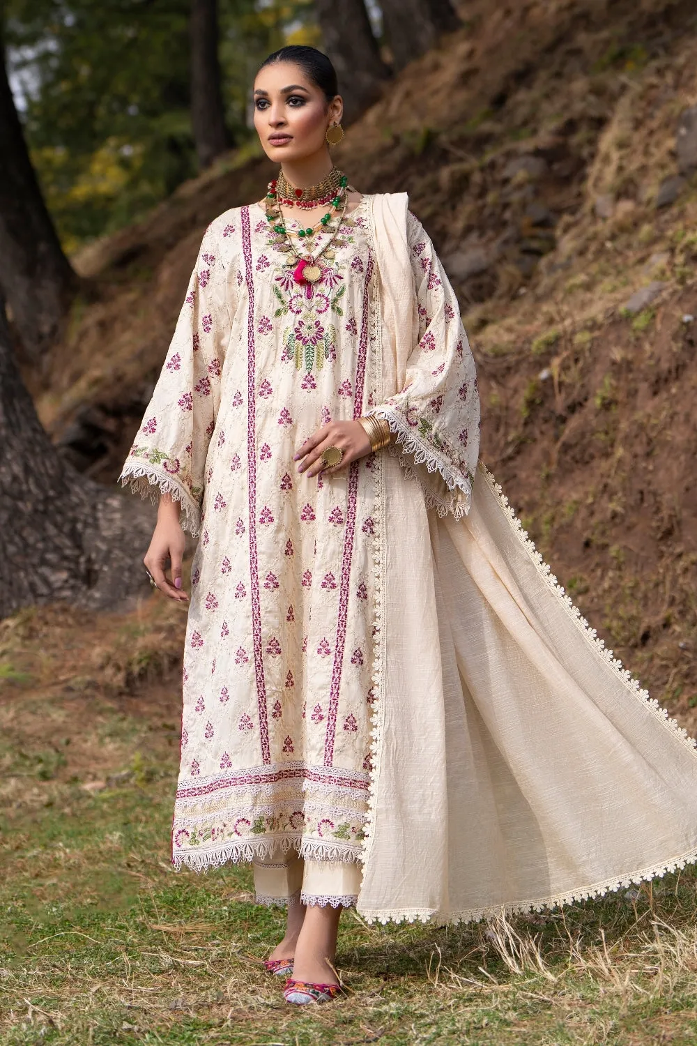 3PC Unstitched | Embroidered Lawn Suit | Slub Lawn Dupatta