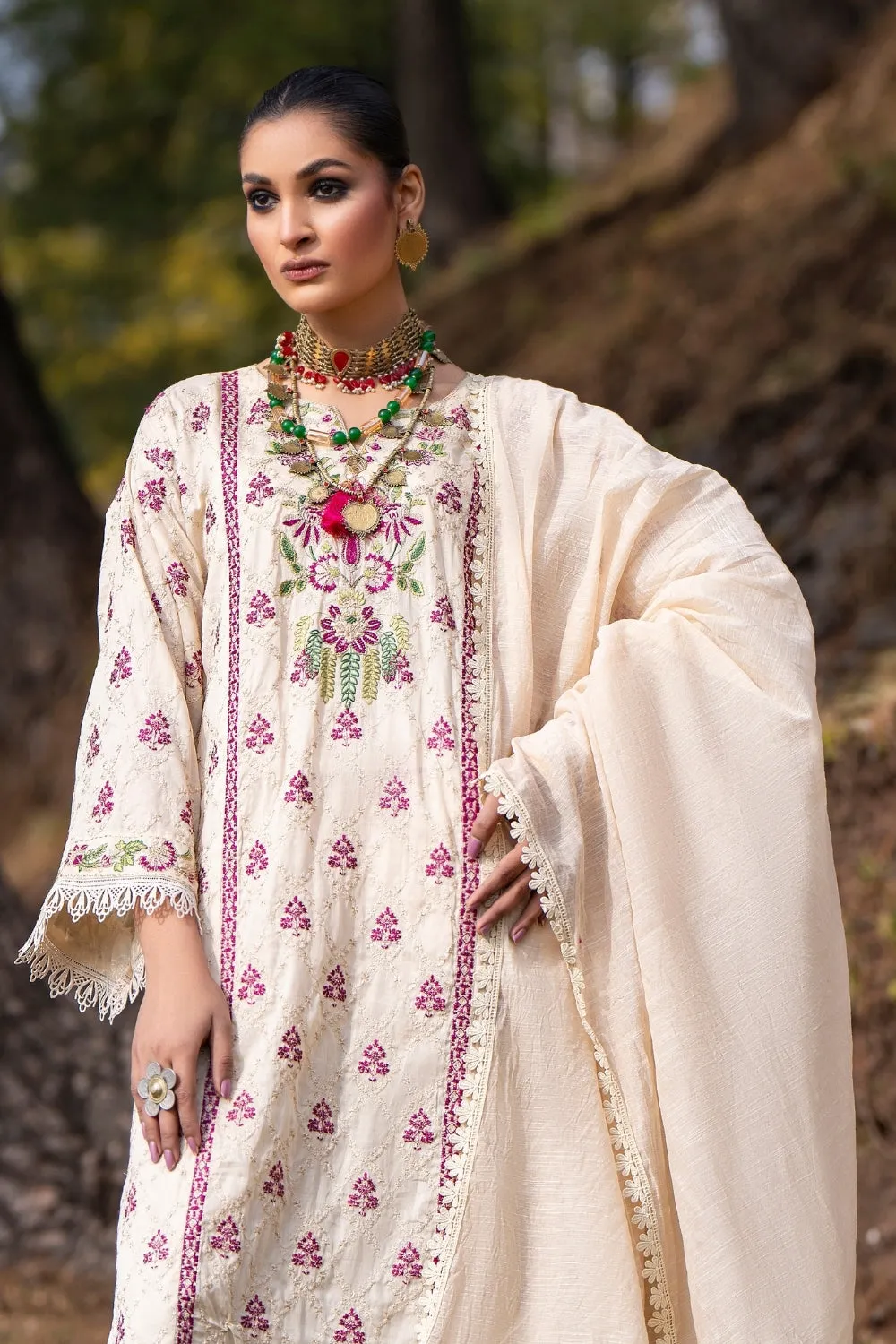 3PC Unstitched | Embroidered Lawn Suit | Slub Lawn Dupatta