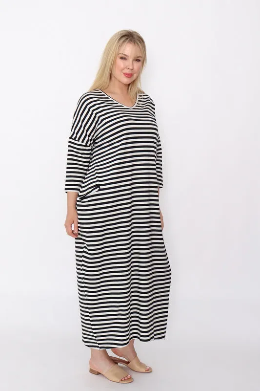 7912 black with white stripe