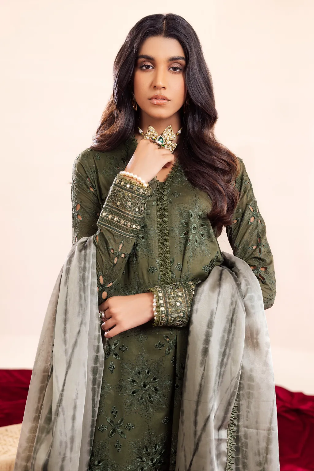 AL-06 Zareen  | Iznik Aashiyan Embroidered Unstitched Festive Lawn Collection23