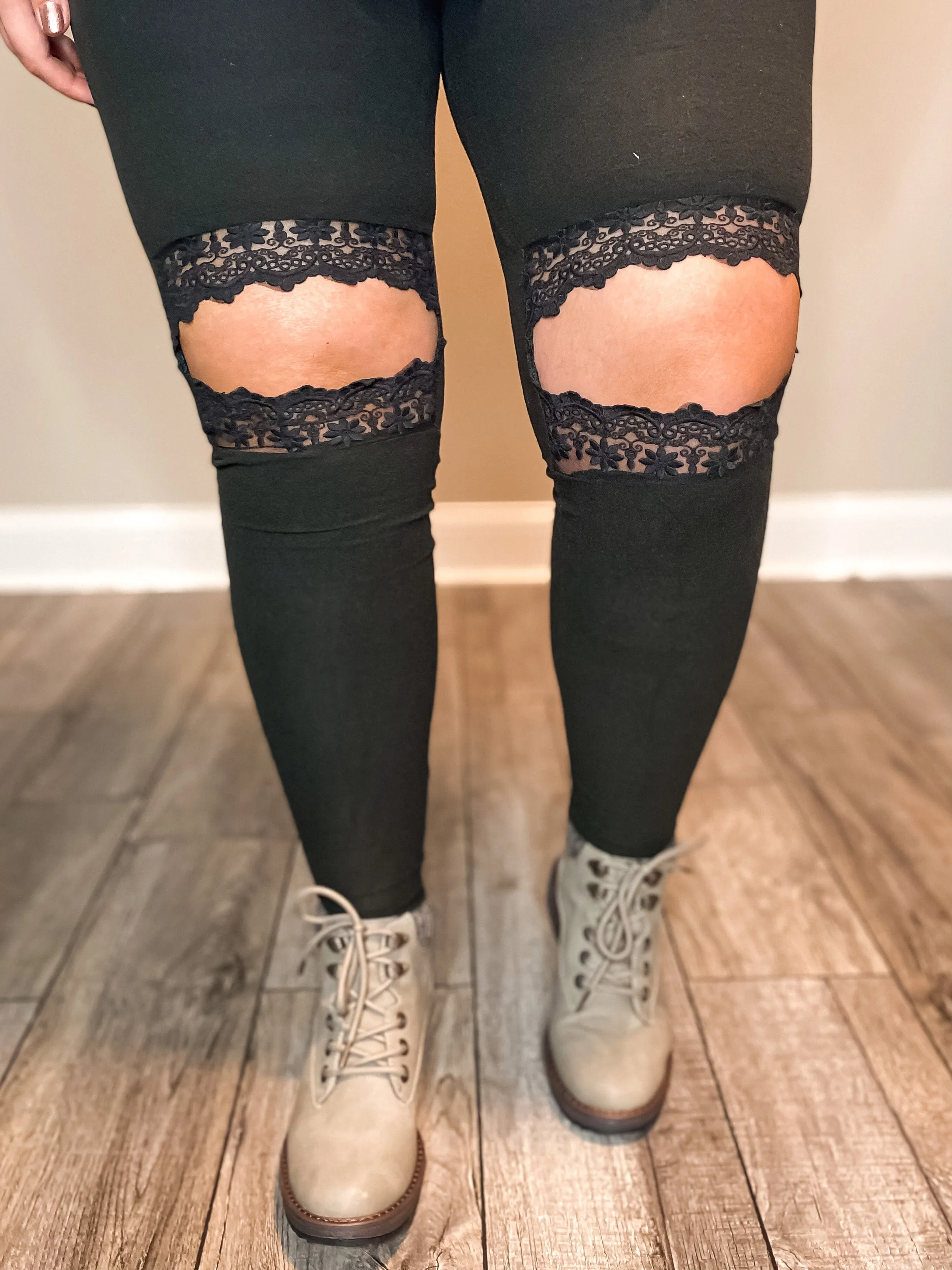 All About That Lace Leggings- Black