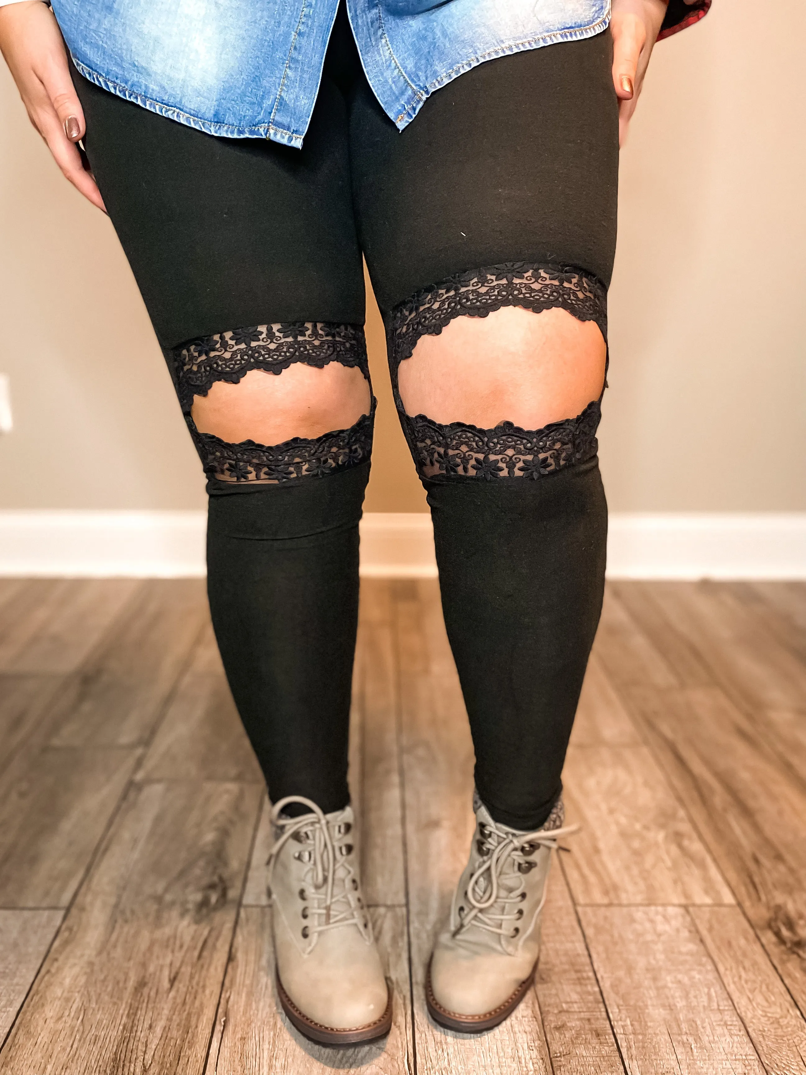 All About That Lace Leggings- Black