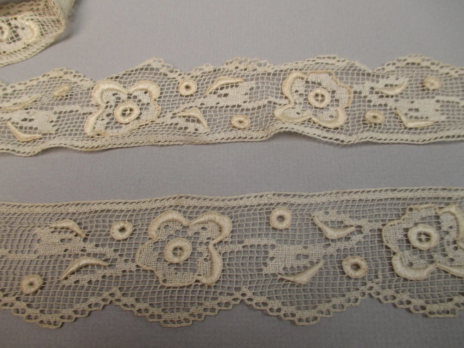 Antique Victorian cotton lace trim