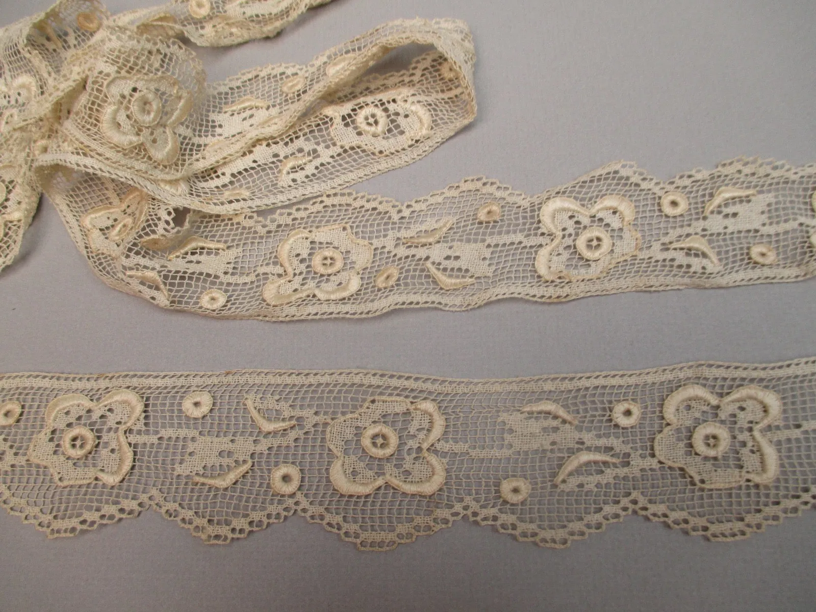 Antique Victorian cotton lace trim