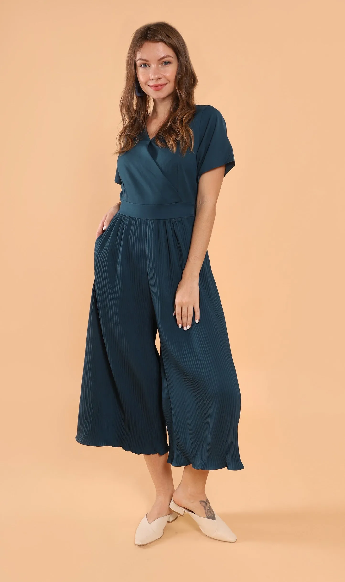AUBREE Pleated Jumpsuit (Emerald)