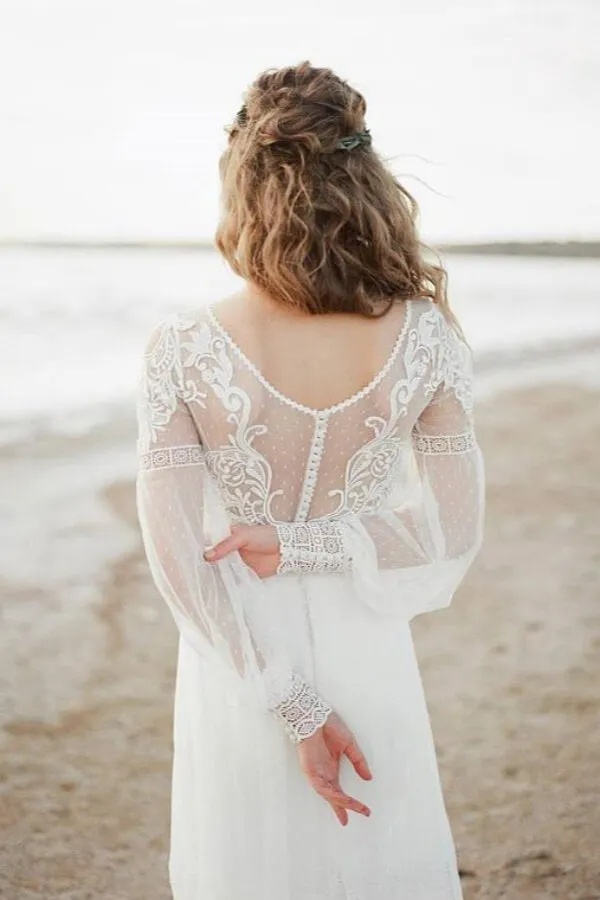 Beautiful Tulle A Line Long Sleeves Beach Wedding Dresses With Lace, MW1099