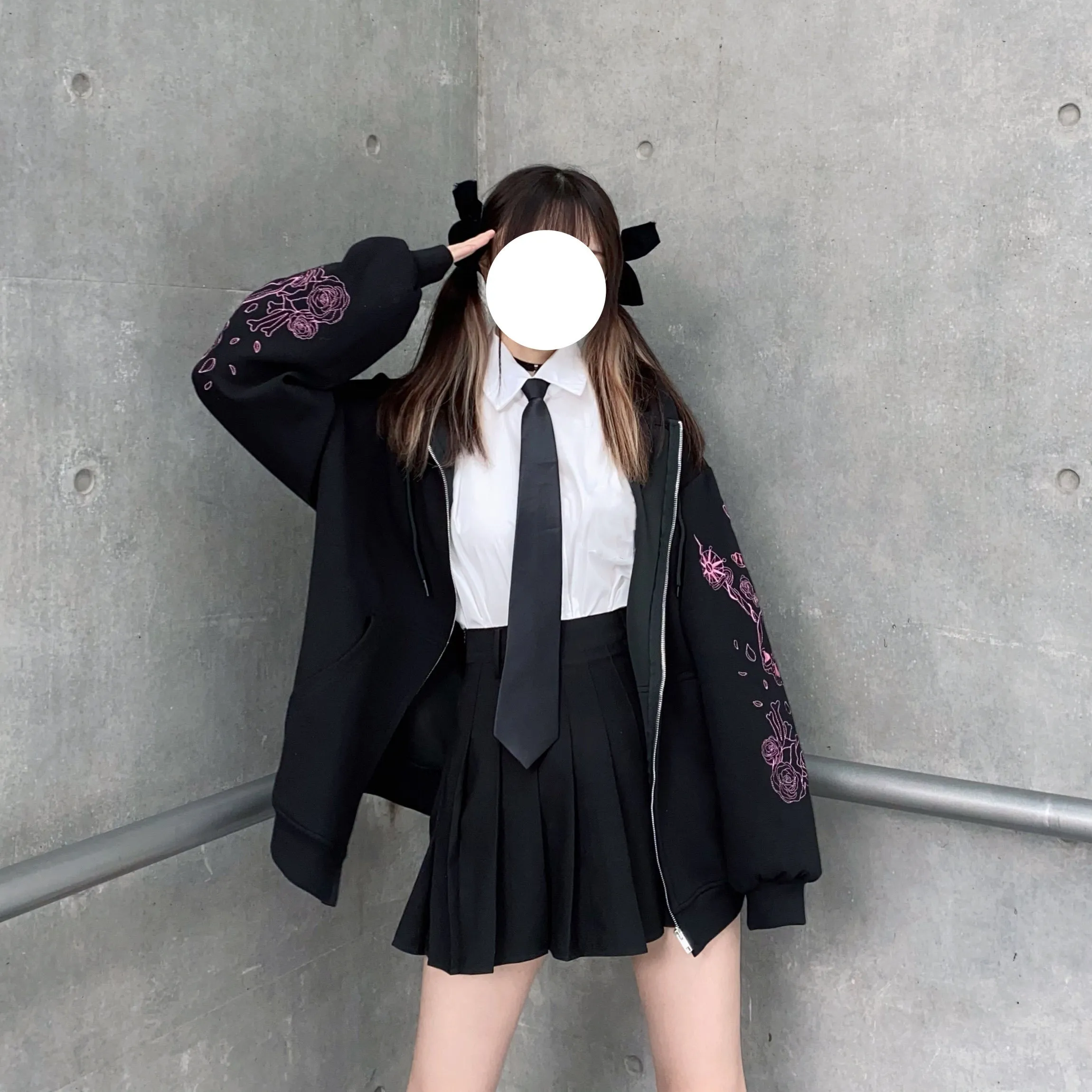 Black embroidered hooded top YC24479