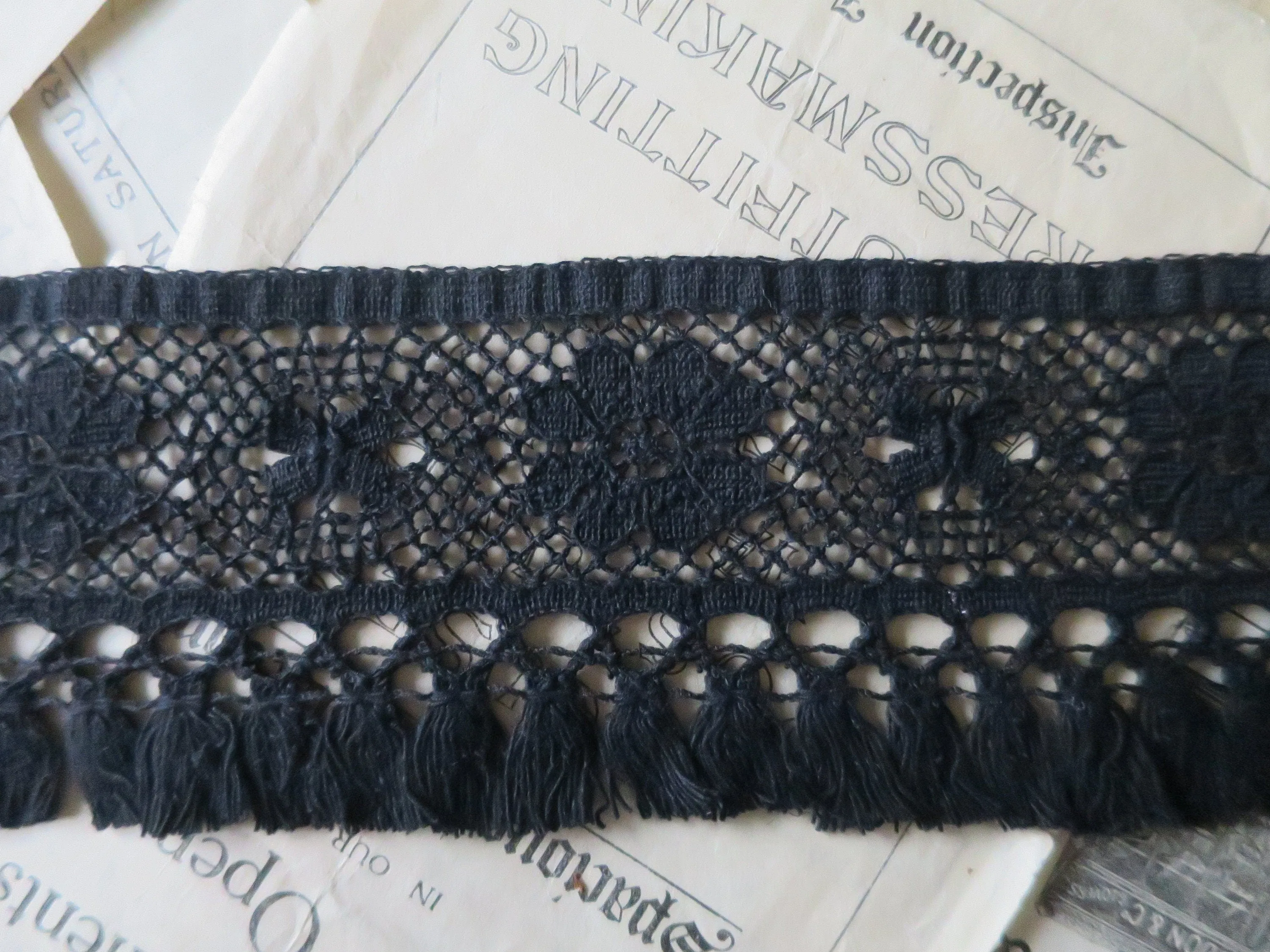 Black English Nottingham Cluny Lace- Fringed Torchon- 8.7 cm