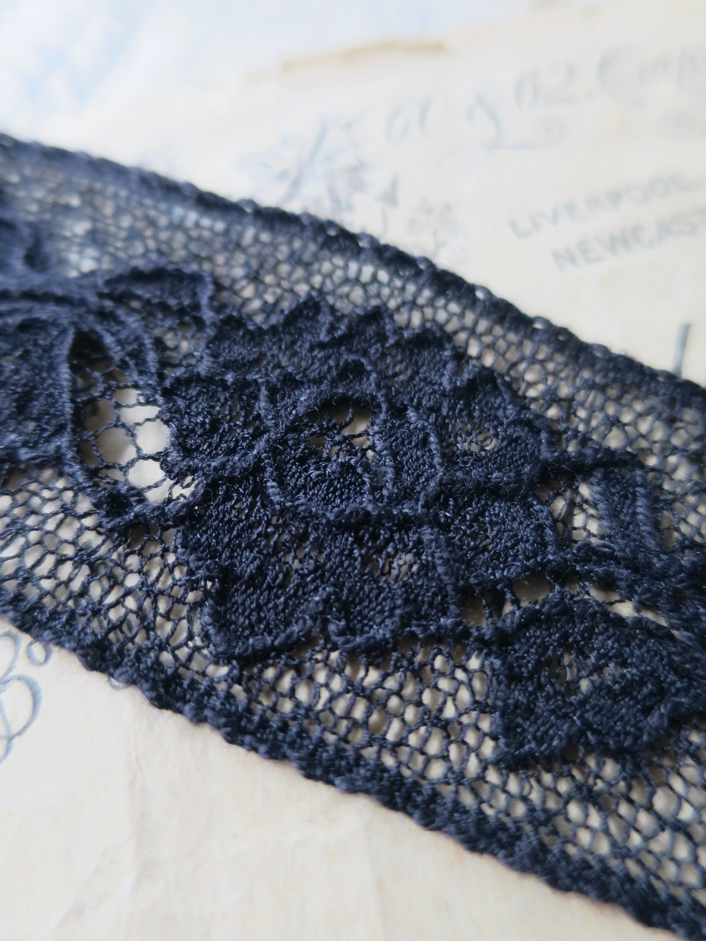 Black English Nottingham Lace- Alencon Flowers- Insertion- 3.5 cm