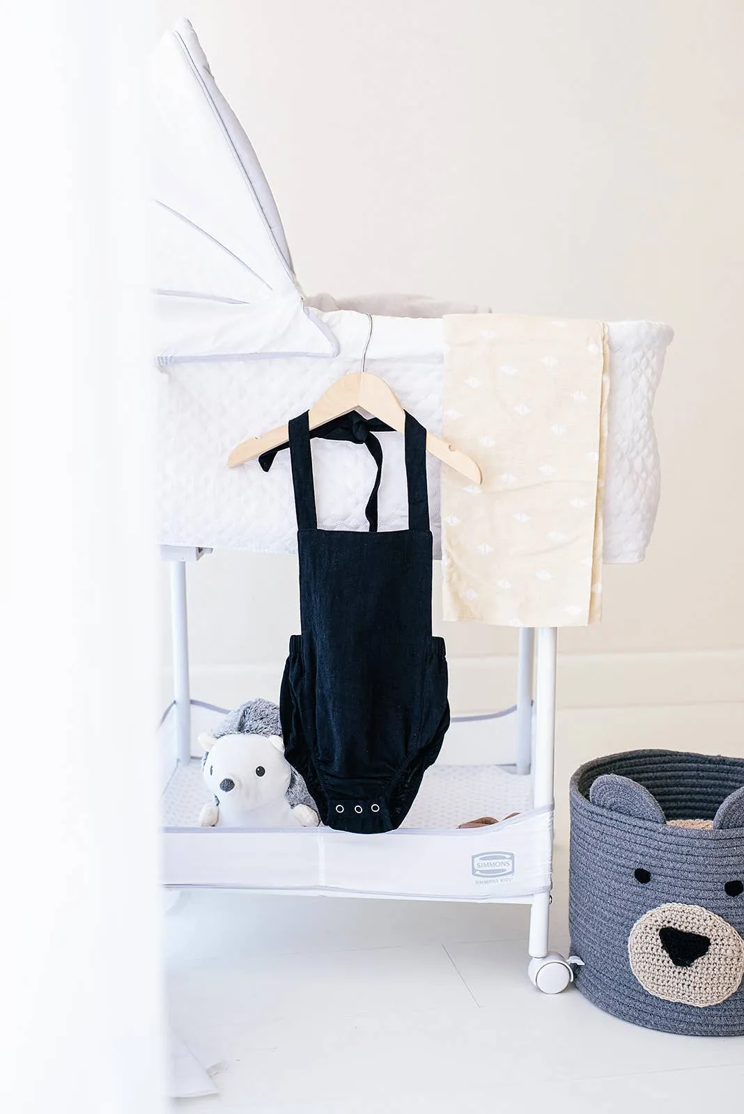 Black Summer Baby Romper: 6-12m
