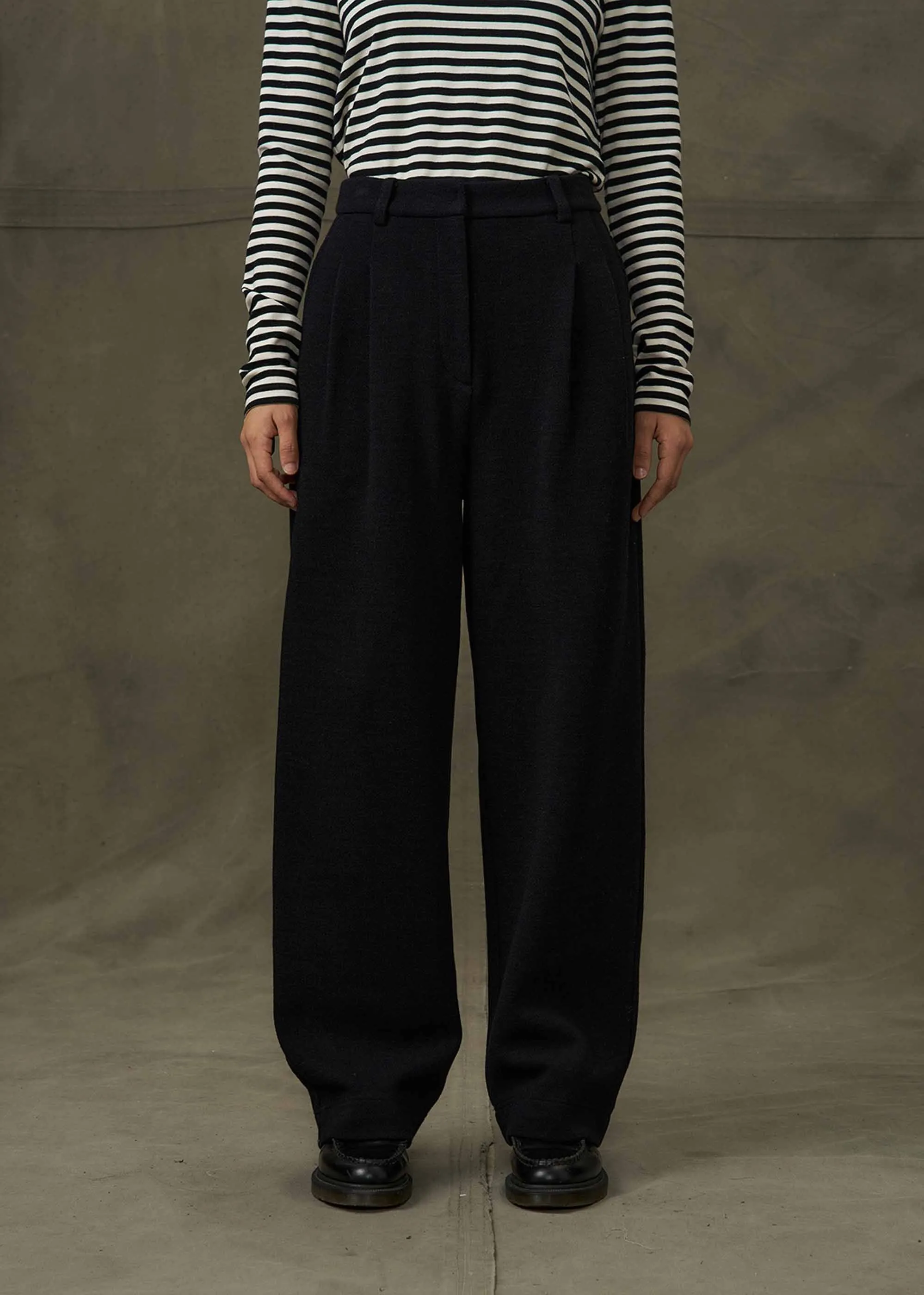 Black Wide-Leg Wool Trouser