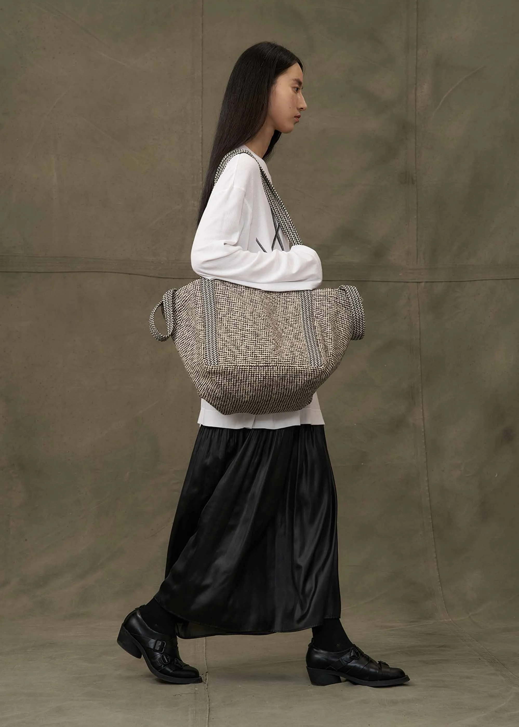 Black Wide-Leg Wool Trouser