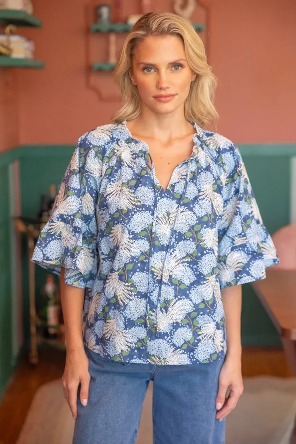 BLOSSOMING FEELINGS TOP