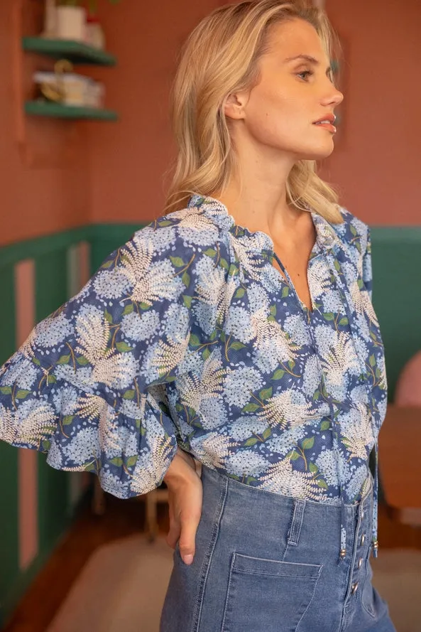 BLOSSOMING FEELINGS TOP