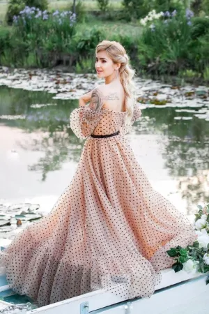 Champagne sweetheart off shoulder tulle long prom dress