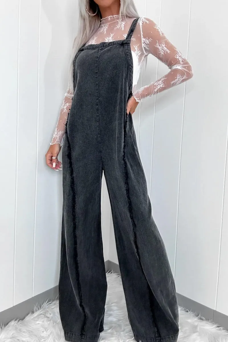 Chouyatou Denim Overalls for Women Casual Adjustable Straps Wide Leg Raw Hem Jeans Bib Overalls Jumpsuits