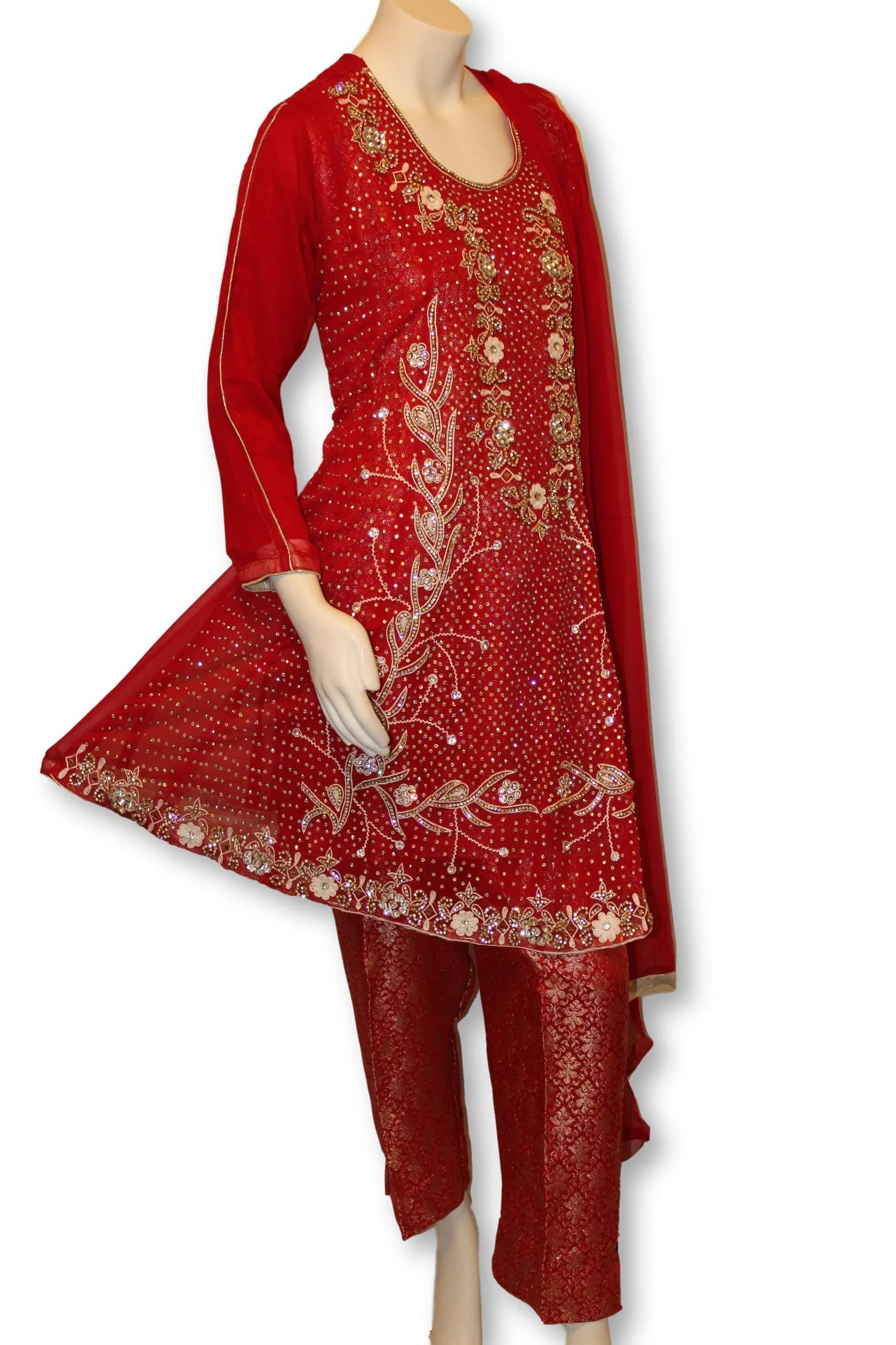 Copy of E26 A  Pakistani Indian Heavy 3 PC Bridal Wear Luxury  Chiffon Dress In Red
