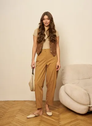Cotton Tapered Carrot Pants with Pockets and Double Button Closure