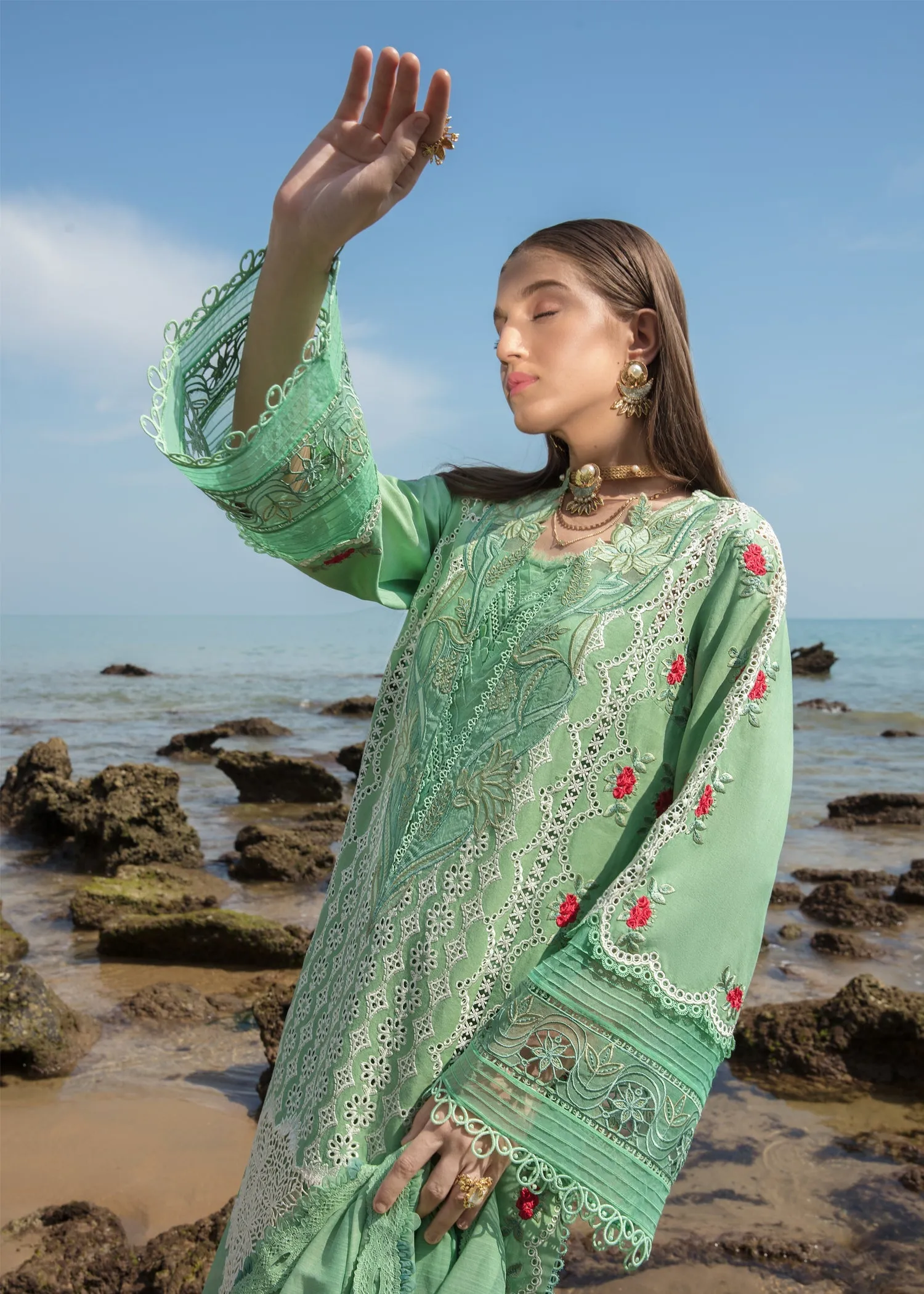 CRIMSON LAWN 2023 BY SAIRA SHAKIRA | Spring Blooms