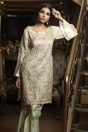 Dust Skyline - Sidra Mumtaz