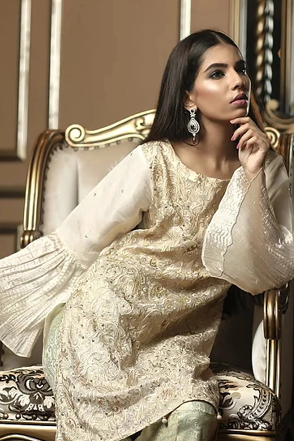 Dust Skyline - Sidra Mumtaz