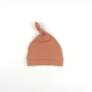 DUSTY TERRACOTTA KNOTTED HAT