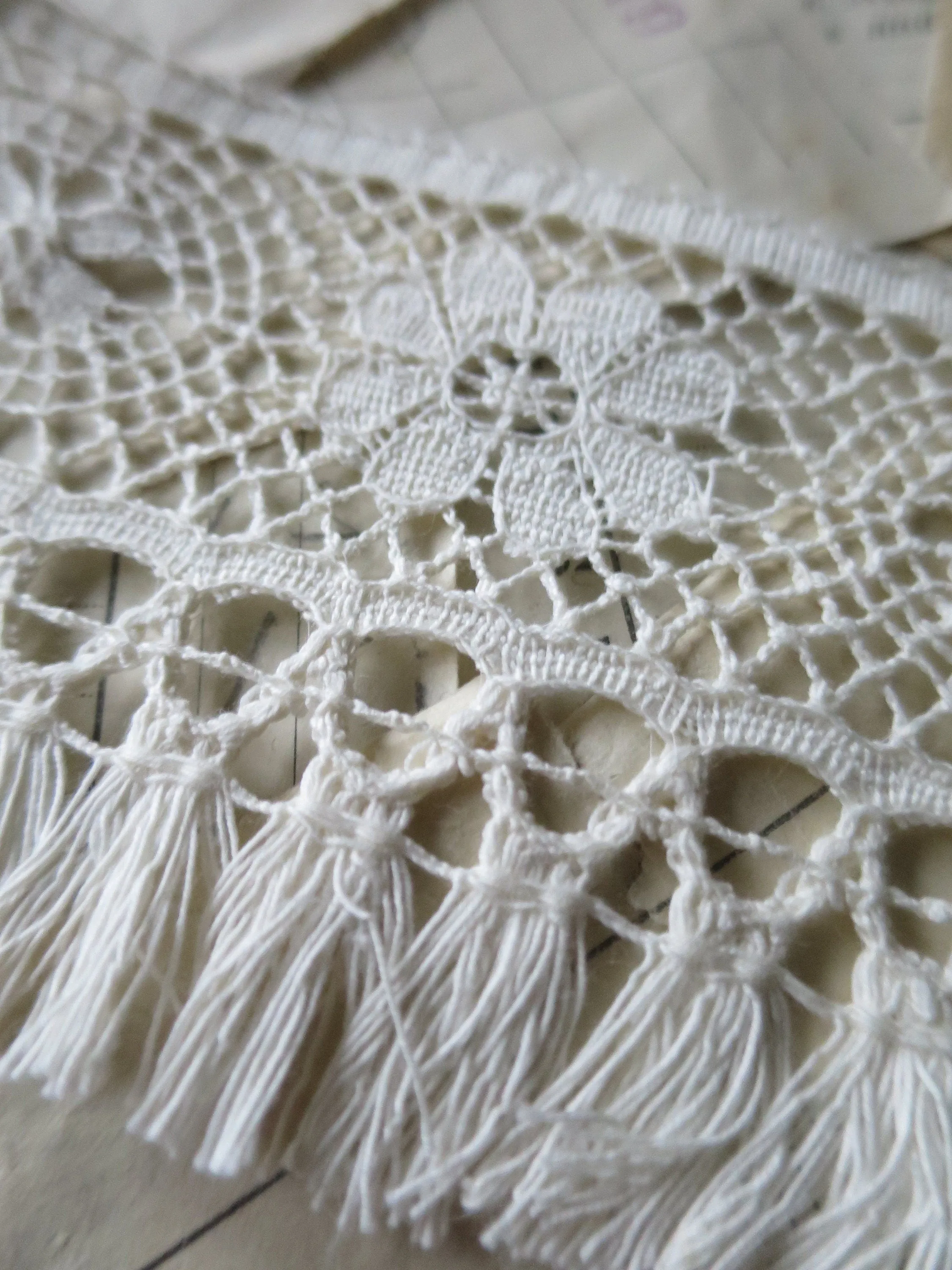 Ecru English Nottingham Cluny Lace- Fringed Torchon- 8.7 cm