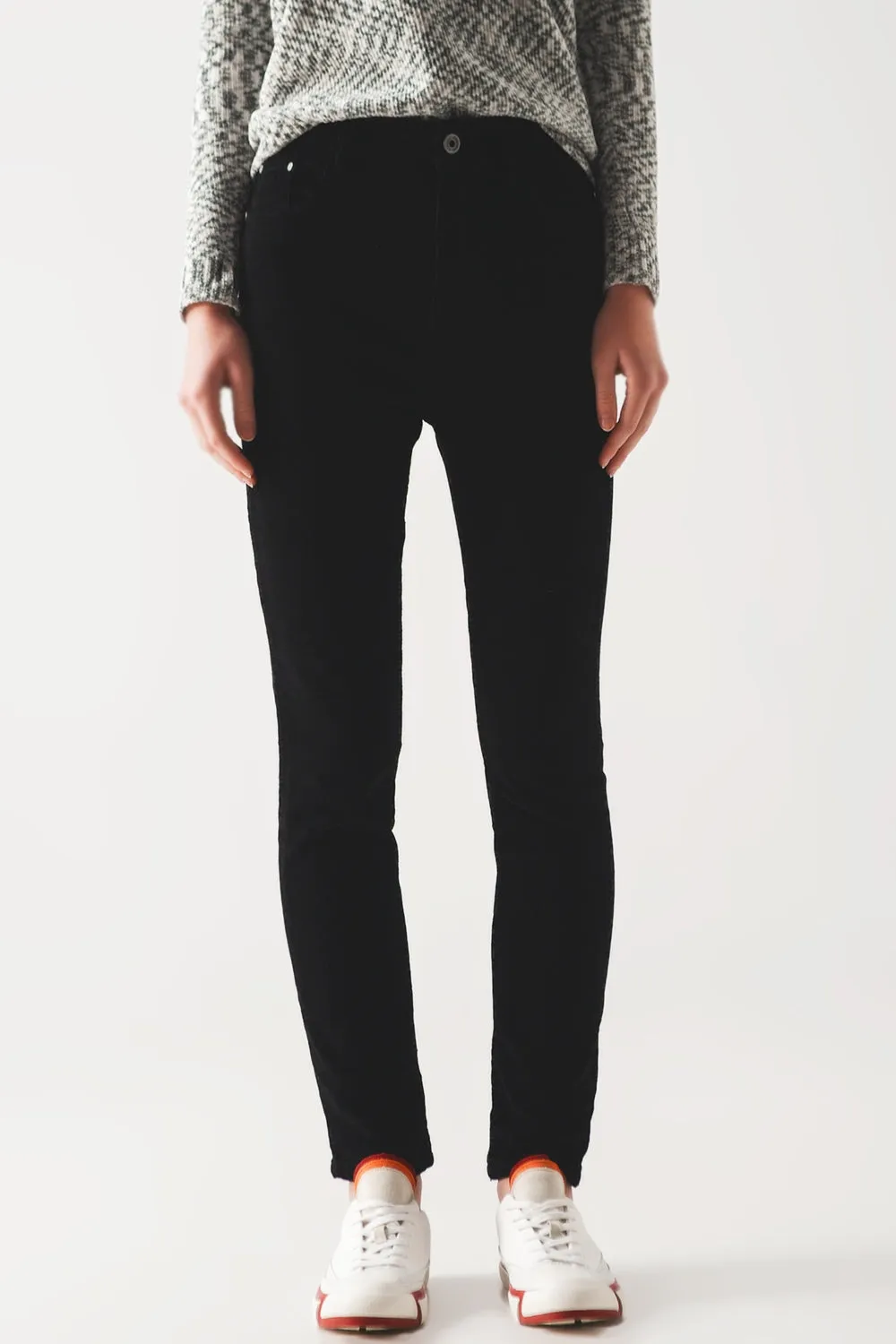 Elastic Skinny Cord Pants in Black