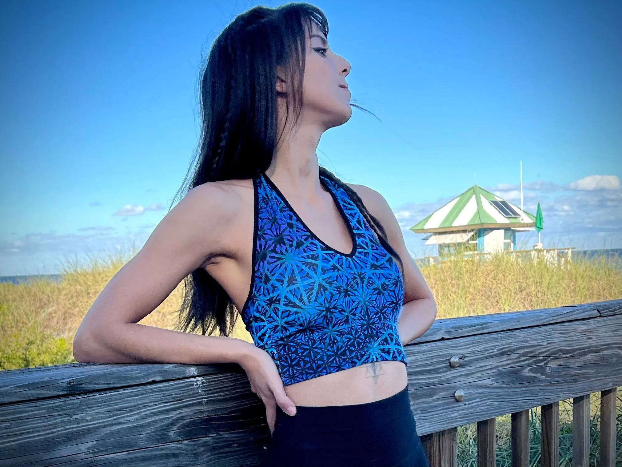 Fractal flowers water style Crop Top