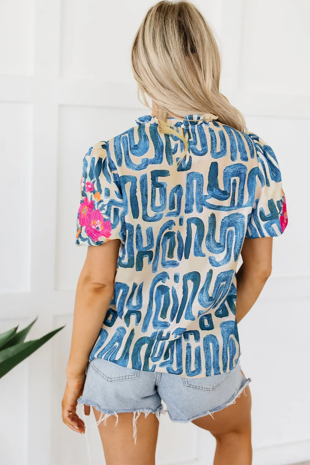Frilled Neck Printed Top