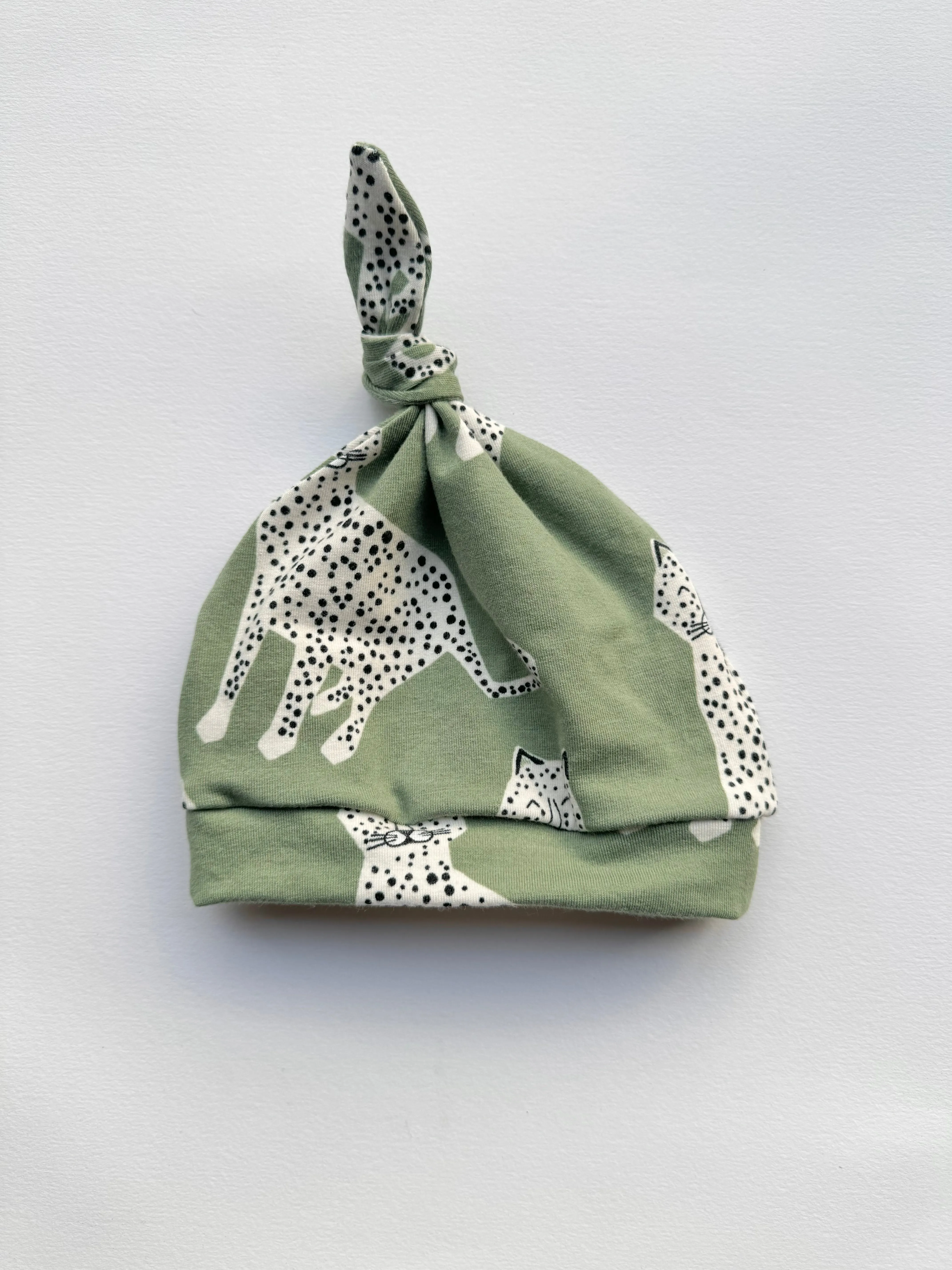 Green Leopard size Medium/ 1-6m
