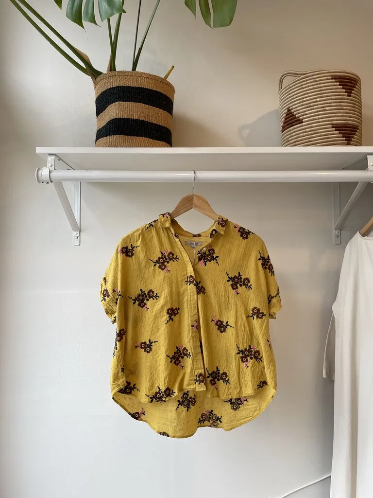 Hilltop Shirt in Embroidered Floral