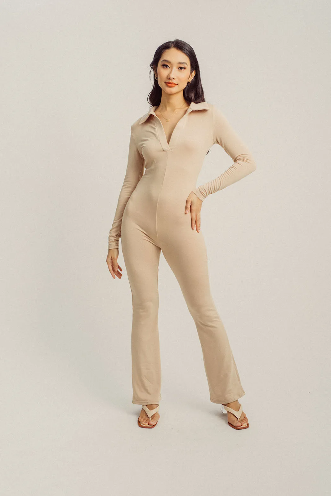 Hyeri Beige V Neck Collar Long Sleeves Bodyfit Jumpsuit