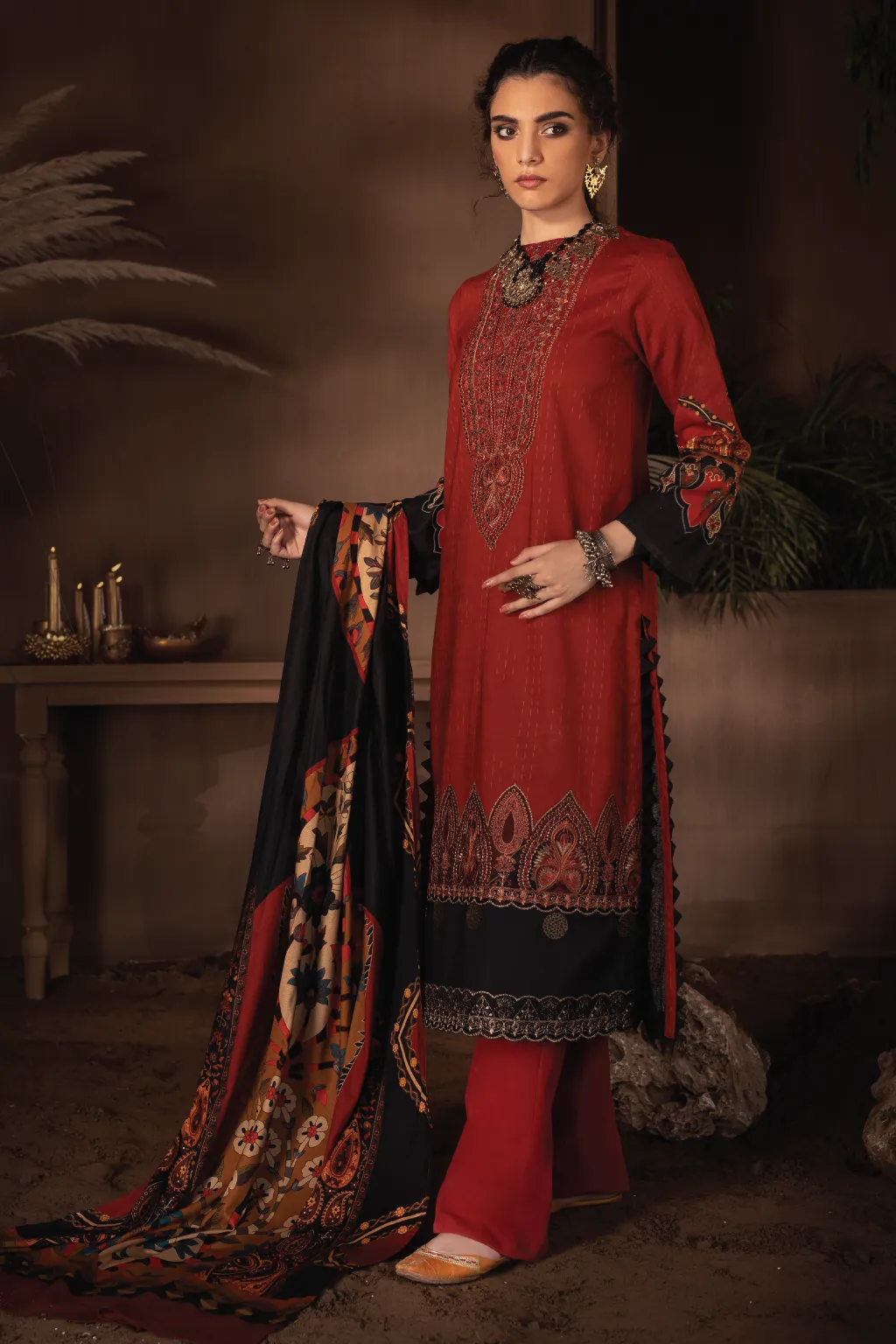 ILC-07 SIBGHA -3PC | Iznik Zarafshan Linen Collection 2021 | Unstitched Embroidered Linen Organza Suits
