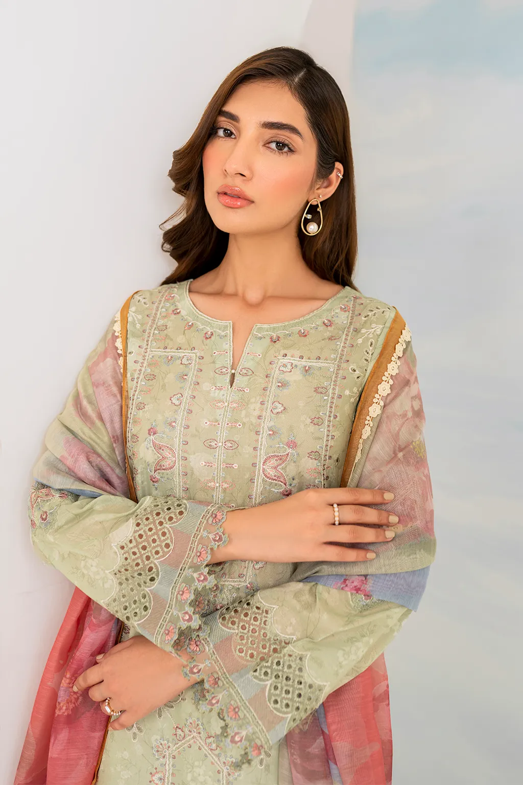 IZNIK | GUZEL LAWN '24 | IGL-02 EMBROIDERED LAWN