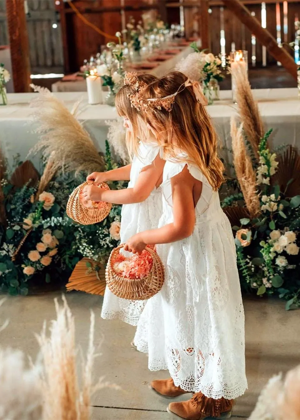 Jasmine Lace Communion Girl Dress in White