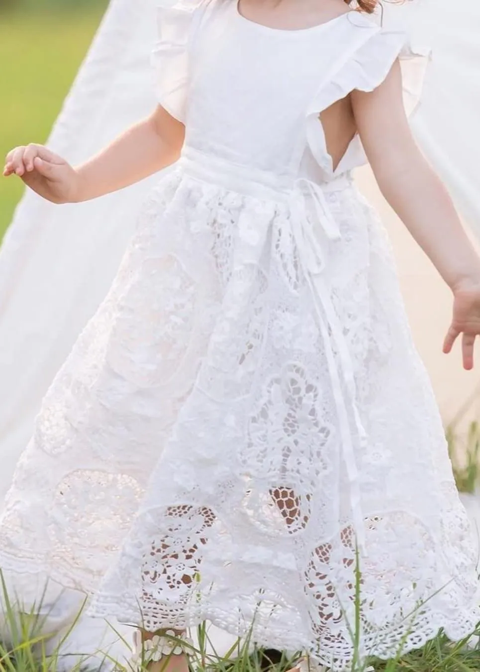 Jasmine Lace Communion Girl Dress in White