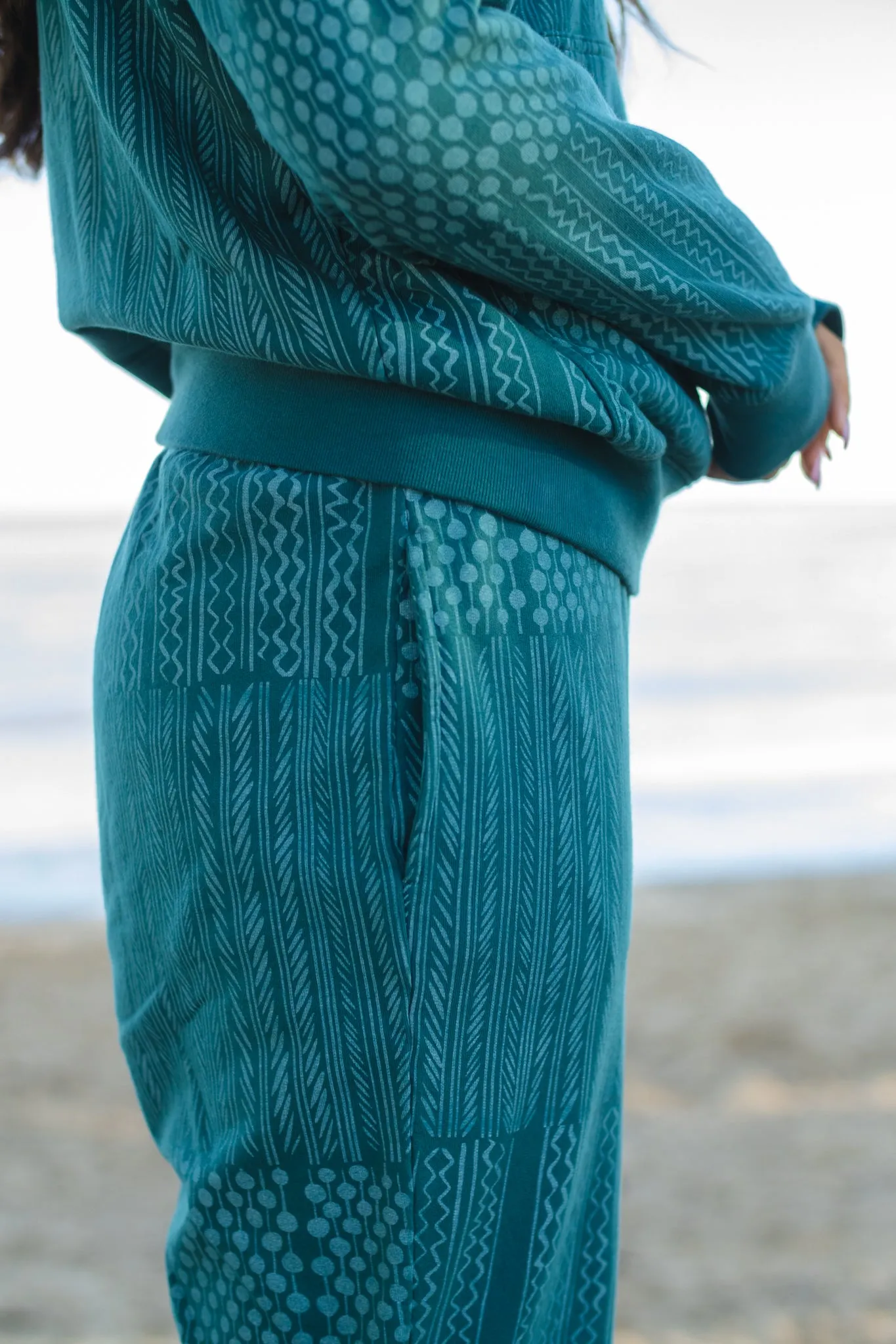 Ka Nao Ho'ōki - Kapa Watermark | Unisex Sweatpants - teal