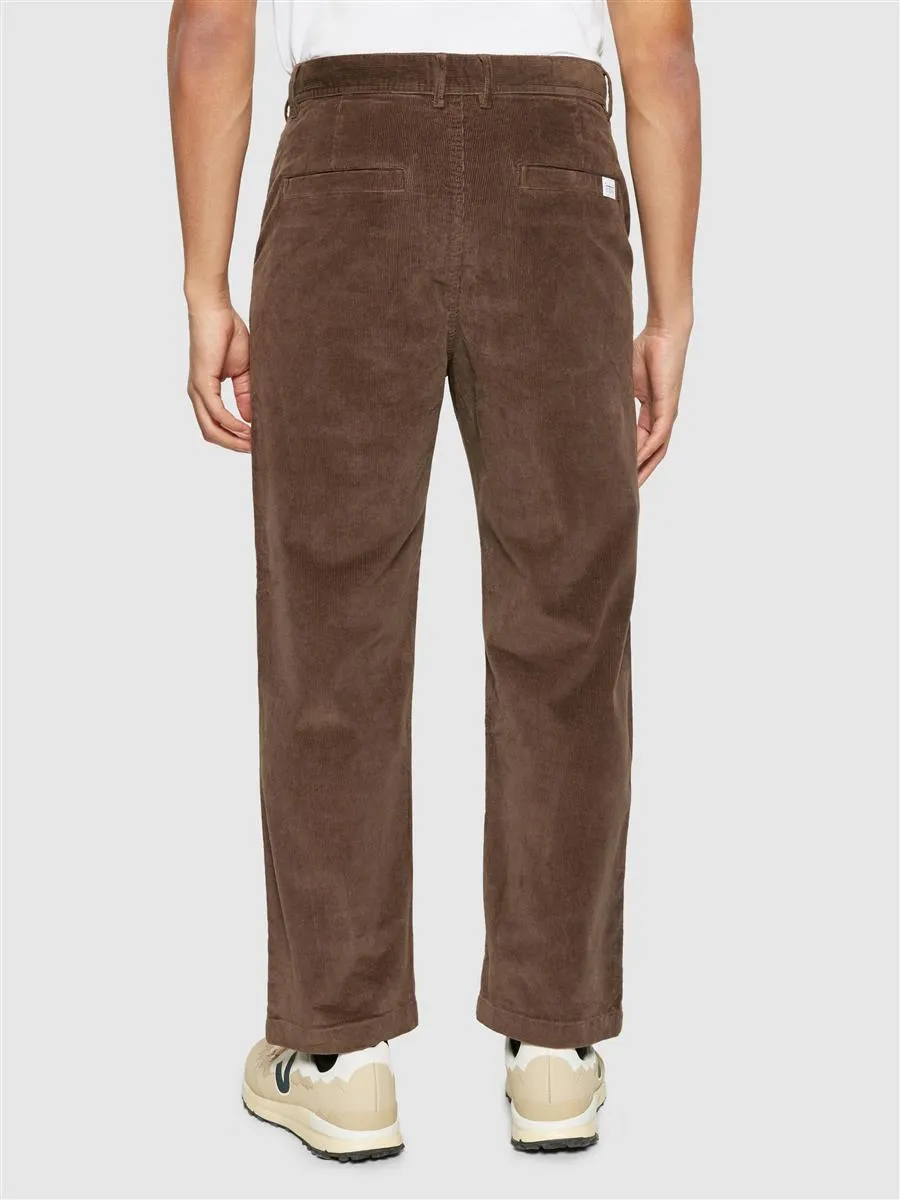KNOWLEDGE COTTON APPAREL Flint Wide Corduroy Chino Pants demitasse (brown)