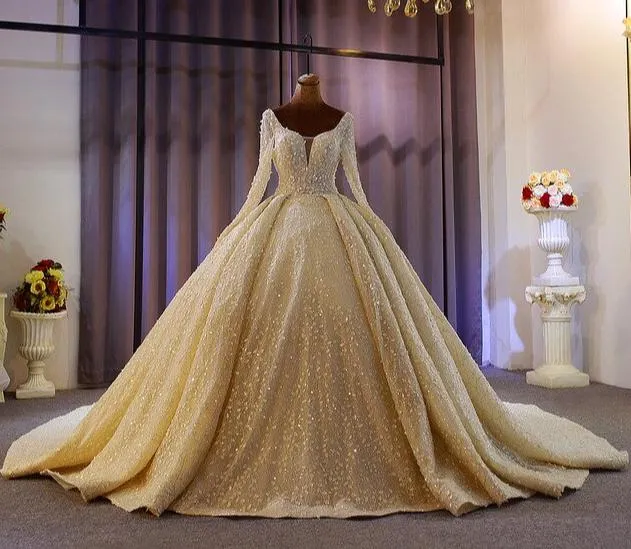 Lace wedding dress with long sleeves