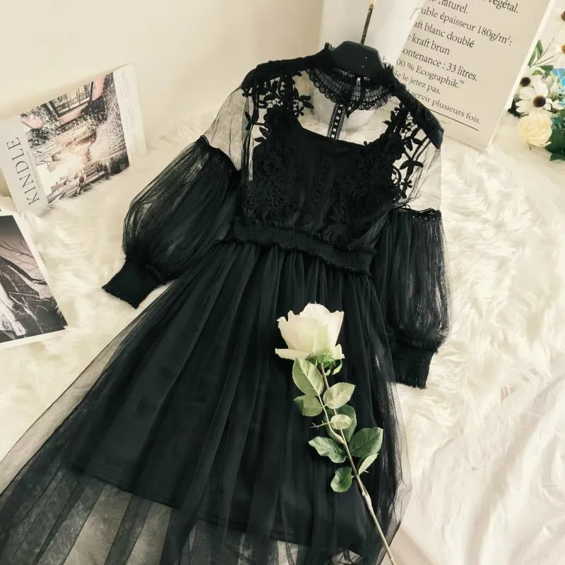 Ladies Flowers & Lace Princess Dress