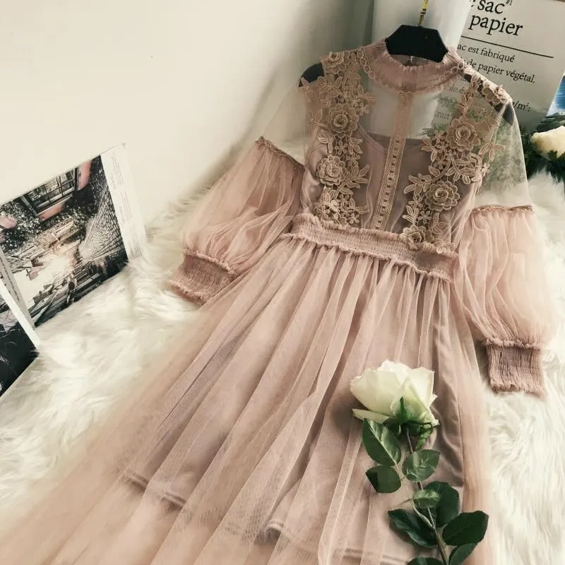 Ladies Flowers & Lace Princess Dress