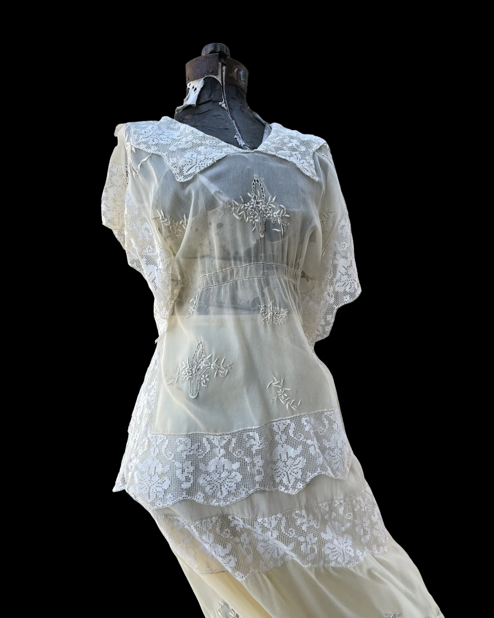 Late Edwardian Chiffon & Filet Lace Two Piece Dress