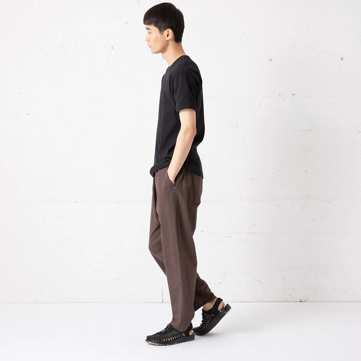 Lee | リー　Begin別注 XSからXXLまでカバーするFLEEASY"NARROW"ブラウン リネンコットン