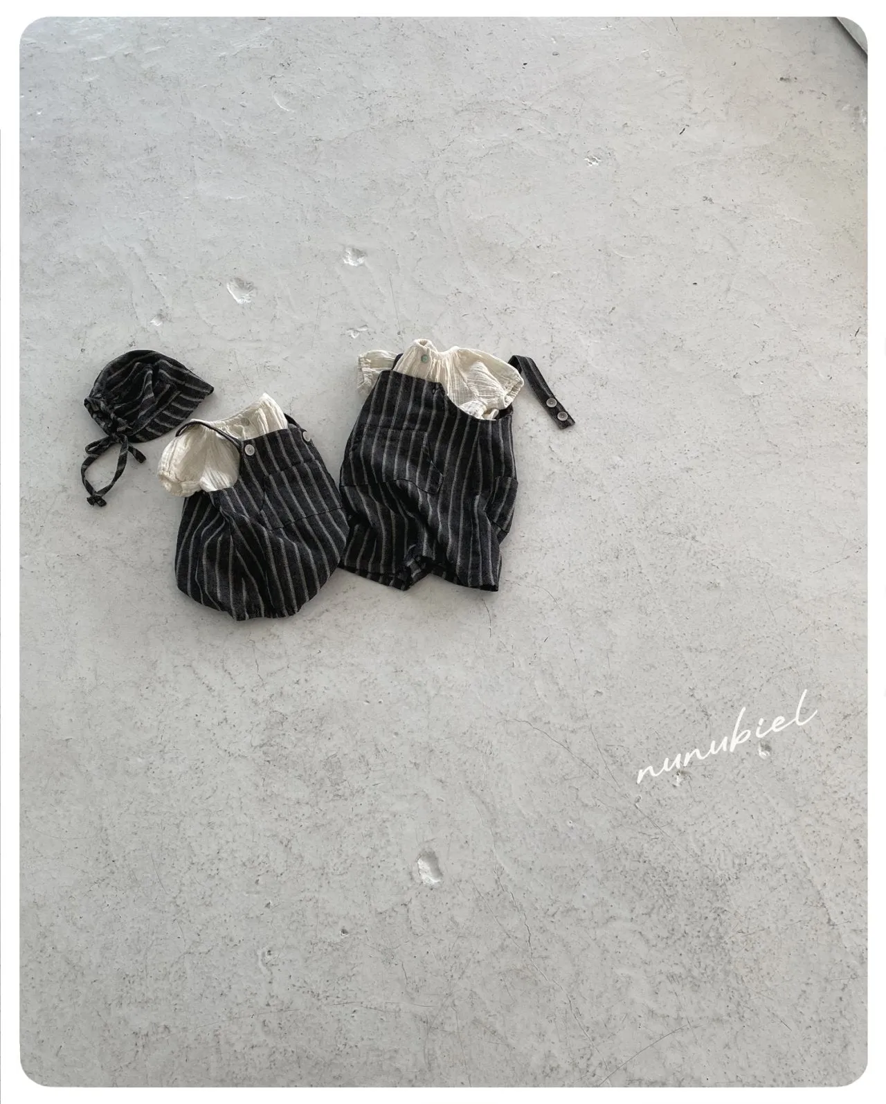Linen rompers & bonnet
