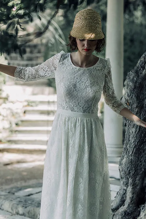 Long Sleeve Vintage Tea-length Lace Wedding Dress With And V-back-715779
